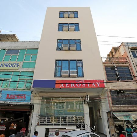 Hotel Aero Stay New Delhi Exteriör bild